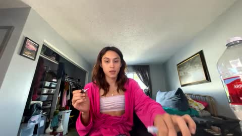 Snapshot of yungfemslut chatting on September 15, 9:59 pm BbyTSSLut online show from September 15, 9:59 pm