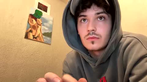 yungstudbev online show from November 12, 4:02 am