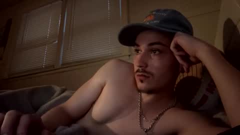 yungstudbev online show from April 30, 11:42 pm