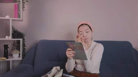 Tara online show from April 7, 10:48 am