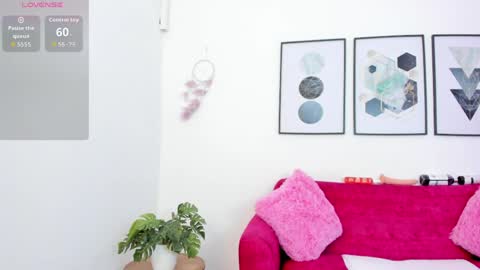 Yunna online show from April 15, 11:39 am