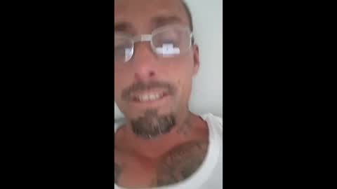 Snapshot of yupthat66 chatting on May 30, 4:37 pm yupthat66 online show from May 30, 4:37 pm
