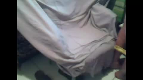 Snapshot of yura275123173 chatting on September 9, 11:32 am yura275123173 online show from September 9, 11:32 am