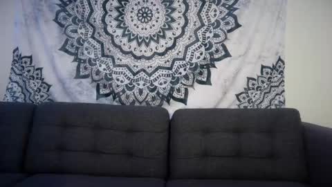 yurdreams_22 online show from November 8, 4:01 am