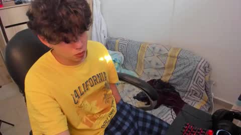 yurii_moody online show from November 10, 6:40 pm