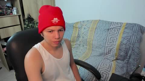 yurii_moody online show from March 12, 12:11 pm