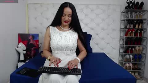    2  online show from November 11, 3:17 am