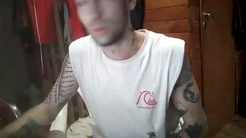 Yuumi online show from November 8, 10:04 am