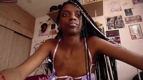 Snapshot of yuya_mbb chatting on March 13, 9:32 pm Yuya online show from March 13, 9:32 pm