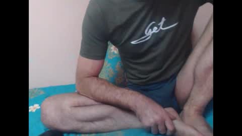 yvesstorm5 online show from November 19, 6:52 pm