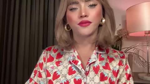 Miss Cali online show from February 2, 6:48 am