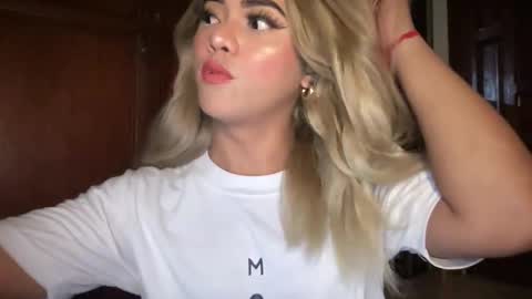 Miss Cali online show from April 9, 6:35 pm