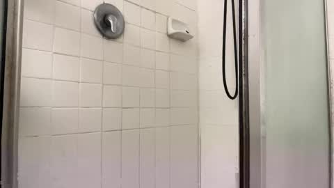 ywbrsnow online show from April 8, 8:20 pm