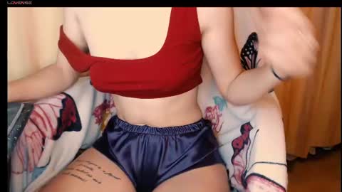 yzza_suave online show from July 4, 7:09 pm