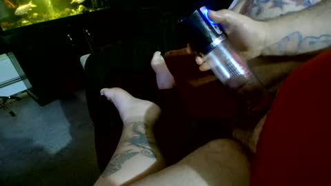 Snapshot of z0rl0c chatting on March 8, 8:44 am Z0RL0C online show from March 8, 8:44 am