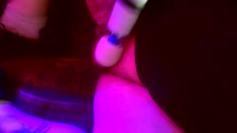 Snapshot of z0rl0c chatting on October 20, 5:08 am Z0RL0C online show from October 20, 5:08 am