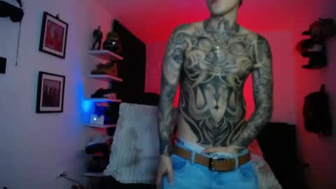 zac_muller1 online show from May 14, 6:09 am
