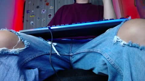 Snapshot of zac_watson chatting on December 30, 11:37 am Zac Freelance model online show from December 30, 11:37 am