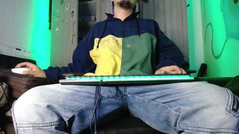 Snapshot of zac_watson chatting on January 12, 5:45 am Zac Freelance model online show from January 12, 5:45 am