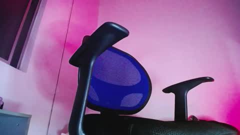 Zac Freelance model online show from January 8, 4:48 am