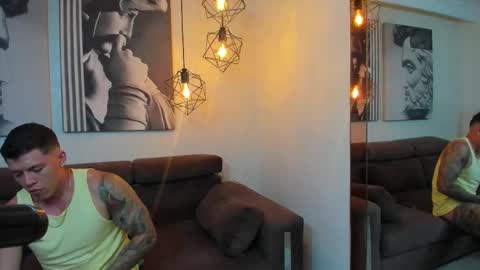 zacandmarcosmg_ online show from November 17, 12:27 am