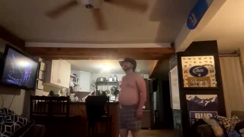 Snapshot of zach42104 chatting on April 10, 6:40 am zach42104 online show from April 10, 6:40 am