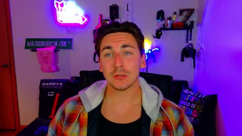 Zach Rhyder online show from September 28, 1:44 am