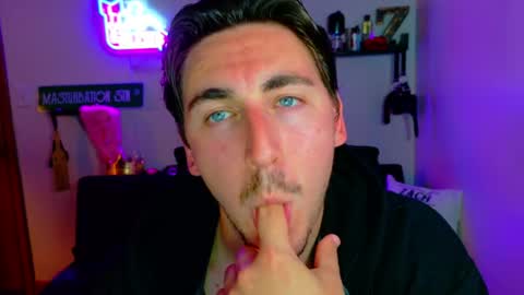 Zach Rhyder online show from April 16, 2:01 am