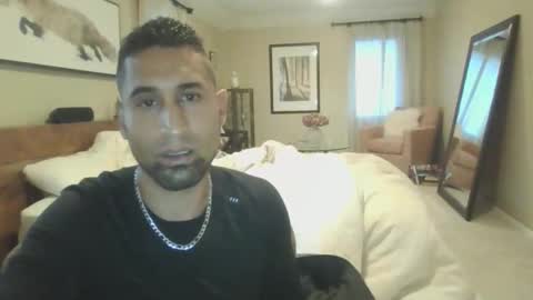 Snapshot of zachwest6864 chatting on October 16, 12:00 am zachwest6864 online show from October 16, 12:00 am