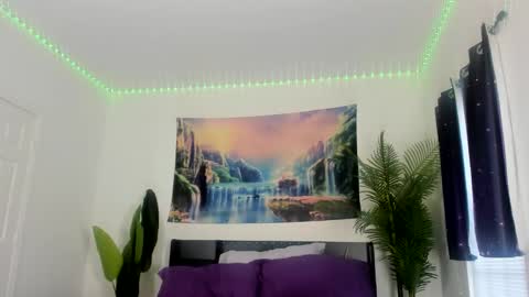 Zack Pipher online show from March 28, 12:16 pm