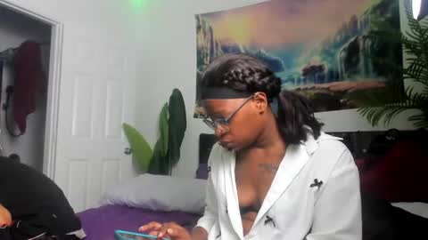 Snapshot of zack_piphermax chatting on April 24, 12:46 am Zack Pipher online show from April 24, 12:46 am