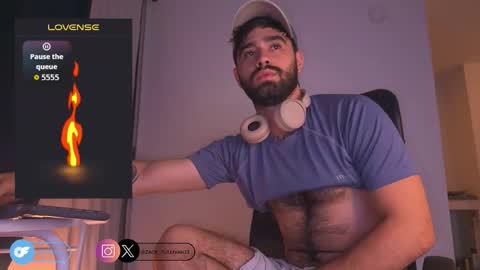 zack_sullivan22 online show from October 25, 5:04 am