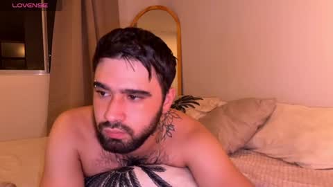 zack_sullivan22 online show from July 19, 3:21 am