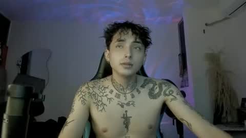 zack_tattoo online show from August 8, 1:30 am