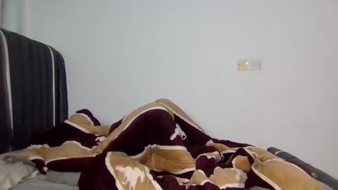 Snapshot of zadie_bby chatting on February 23, 7:06 am zadie online show from February 23, 7:06 am