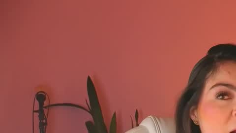 Snapshot of zafiiro_20 chatting on February 4, 11:27 am Zafiro online show from February 4, 11:27 am