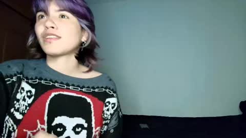 Snapshot of zafira_raven chatting on January 17, 2:05 am zafira_raven online show from January 17, 2:05 am