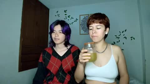 Snapshot of zafira_raven chatting on March 15, 2:39 am zafira_raven online show from March 15, 2:39 am