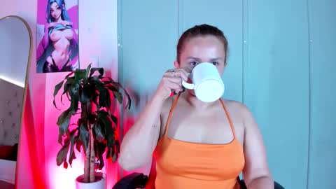 Zafiro Brown online show from October 28, 1:36 pm