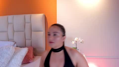 Snapshot of zafiro__brown chatting on May 9, 9:53 pm Zafiro Brown online show from May 9, 9:53 pm