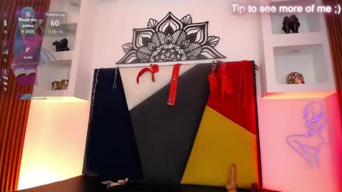 Zafiro online show from May 18, 4:07 am