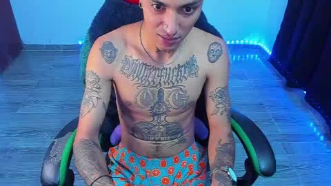 Snapshot of zafirocum chatting on May 19, 2:23 pm BiG Zafiro online show from May 19, 2:23 pm