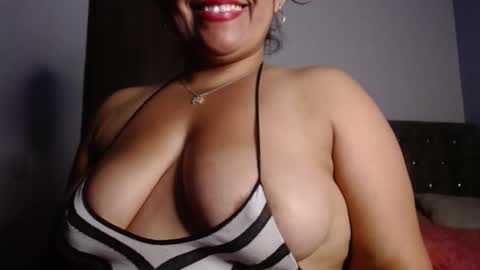 Zahi ... wants to play with everyone...yessss online show from September 22, 3:19 am