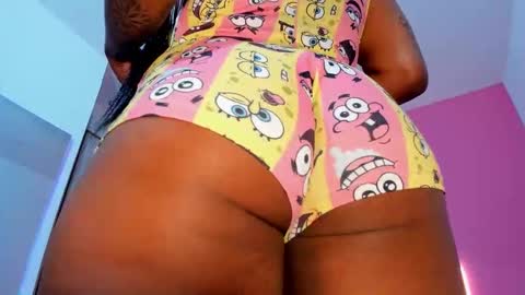 Snapshot of zahra_rose chatting on November 25, 6:41 pm zahra_rose online show from November 25, 6:41 pm