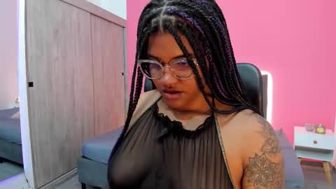 Snapshot of zahra_rose chatting on December 2, 9:21 pm zahra_rose online show from December 2, 9:21 pm