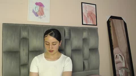 Zaida online show from May 6, 6:13 pm