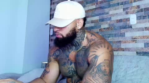 Snapshot of zain_diesel7 chatting on September 23, 1:41 am INSTAGRAM yormanfit7 online show from September 23, 1:41 am