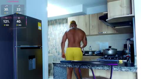 INSTAGRAM yormanfit7 online show from January 8, 12:35 am