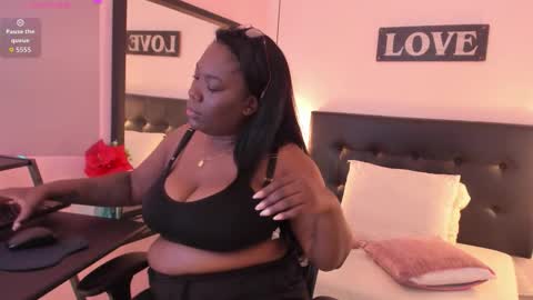Snapshot of zairaa_black chatting on September 17, 8:10 pm Zaira online show from September 17, 8:10 pm
