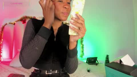 Zaira online show from December 1, 1:38 pm